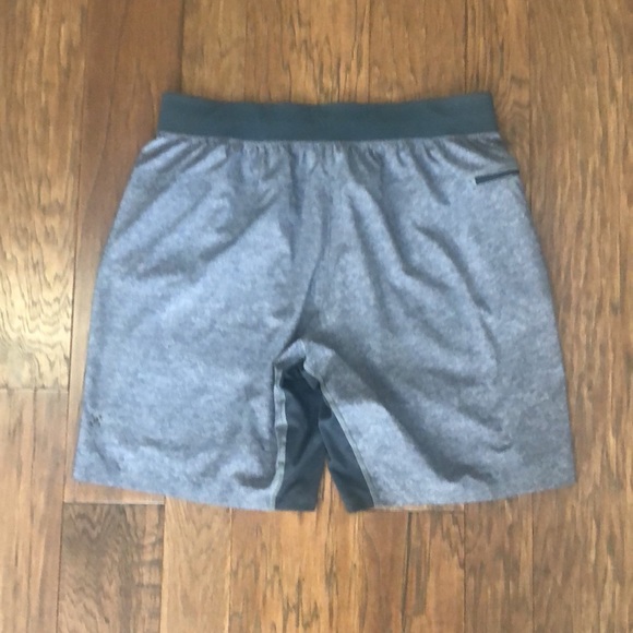 T.H.E Linerless Short 9” Lululemon Shorts - Picture 2 of 2